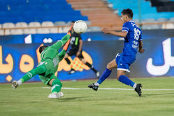 Esteghlal 2-1 Tractor: IPL