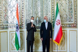 Indian FM in Tehran with Modi's message for Raeisi
