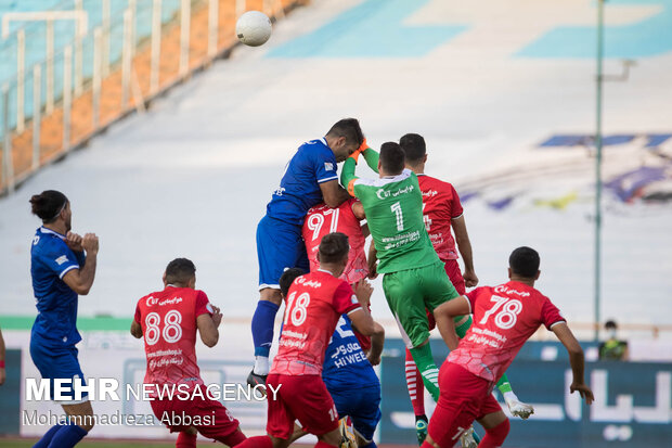Esteghlal 2-1 Tractor: IPL