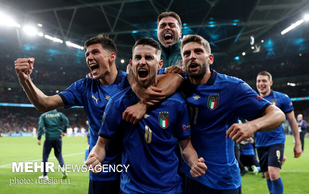 ایتالیا - انگلیس؛ جام بالای دستان کدام جنگجو می‌‎رود؟