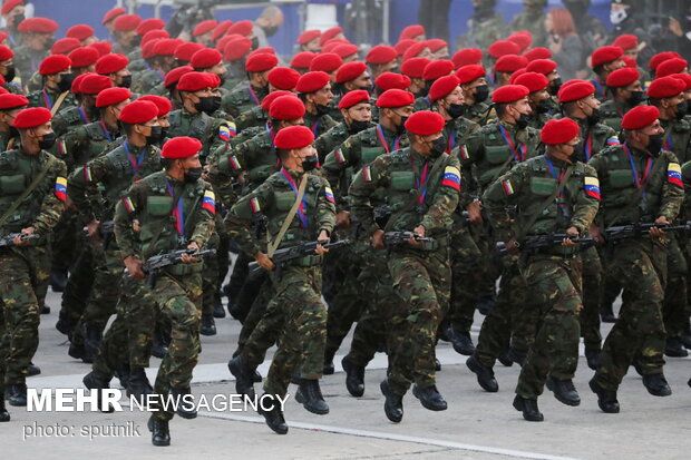 Venezuela marks independence day with military parade