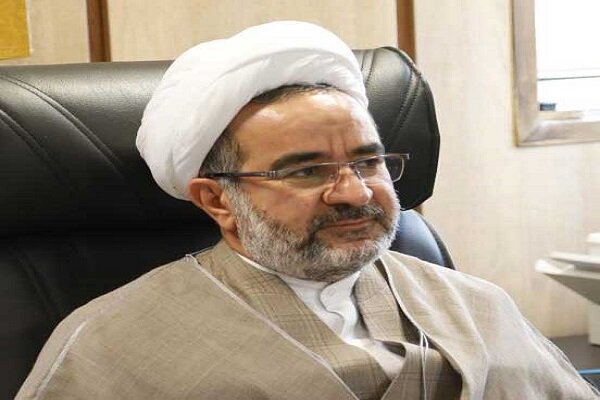 چهار دهه با اقتدار در مقابل قدرت‌های استکباری ایستاده‌ایم