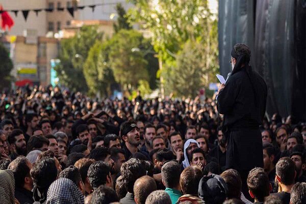 برگزاری مراسم چهارپایه خوانی در روز شهادت امام جواد(ع)در کرمانشاه