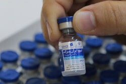 استقبال قمی ها از تزریق واکسن کرونای ایرانی