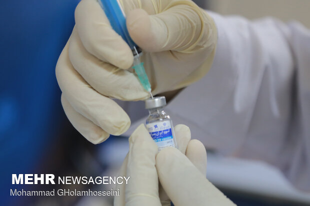 واکسیناسیون ۴۸ ساله‌ها در استان بوشهر آغاز شد/ فراخوان با پیامک