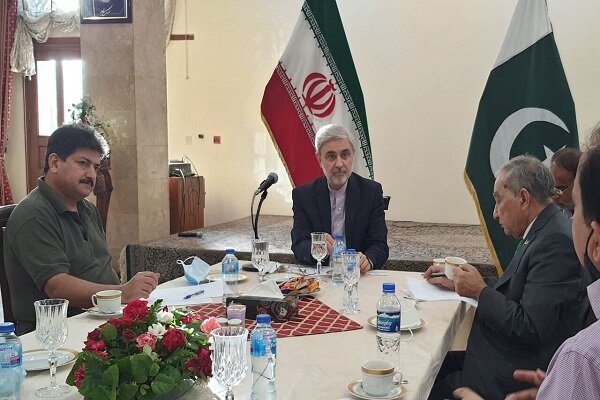 Strengthening relations with neighbors priority for Iran