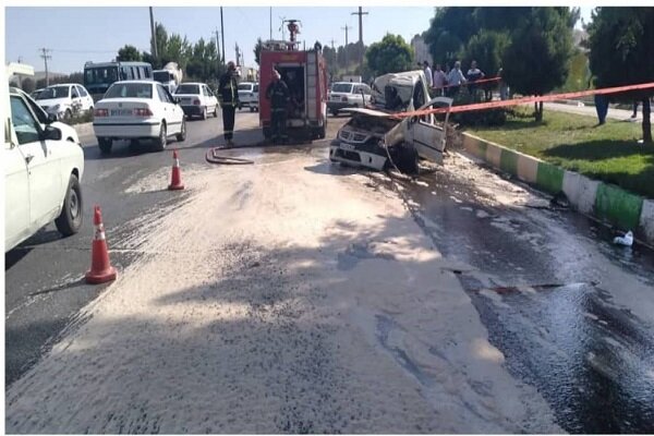 انحراف از مسیر خودروی سواری در کرمانشاه ۲ مصدوم به جای گذاشت