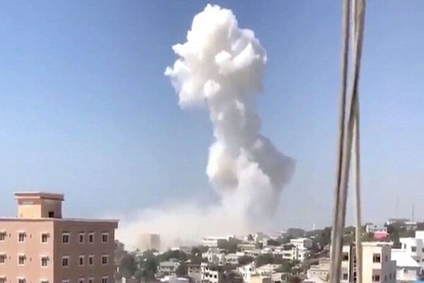 Several mortar shells hit Somali presidential palace