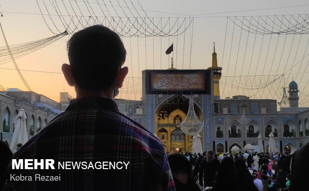 Mourning ceremonies at Razavi Shrine 