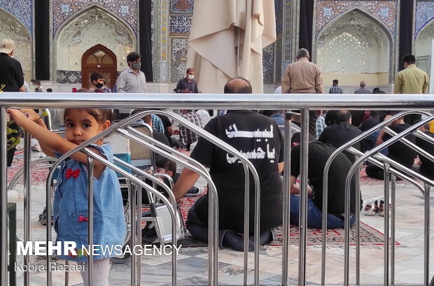 Mourning ceremonies at Razavi Shrine 