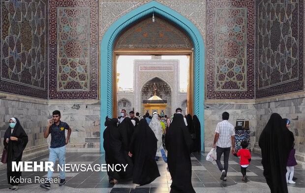 Mourning ceremonies at Razavi Shrine 