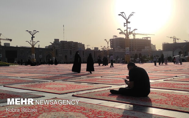 Mourning ceremonies at Razavi Shrine 