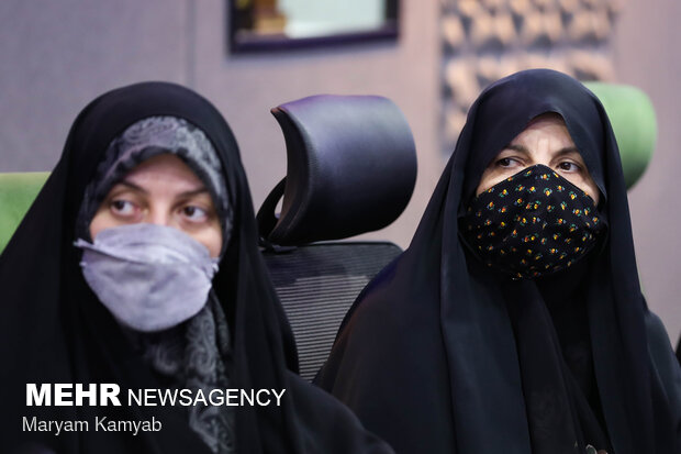 نشست هم‌اندیشی طراحی‌های نوین فرهنگی در حوزه عفاف و حجاب