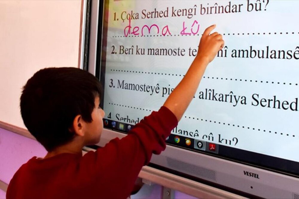 فەرمانی جۆلانی بۆ پەروەردە بە زمانی کوردی لە سووریا