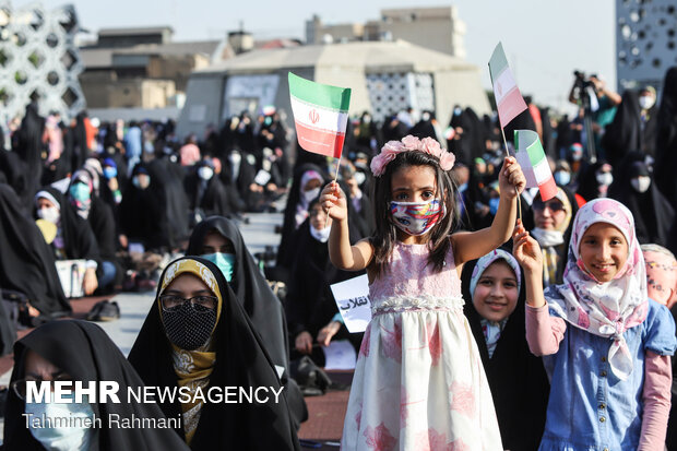 جشن ازدواج دختران انقلاب در میدان امام حسین(ع)