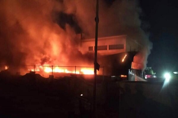علت آتش‌سوزی در شهرک صنعتی اشتهارد مشخص شد