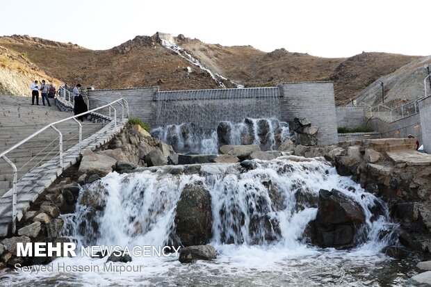 Largest artificial waterfall in Iran inaugurated
