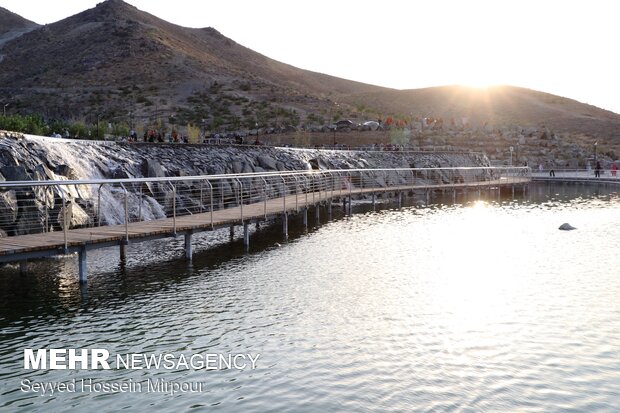 Largest artificial waterfall in Iran inaugurated
