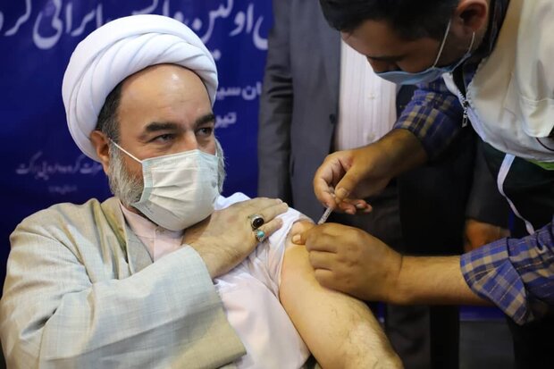 مردم نسبت به تزریق واکسن ایرانی کرونا اقدام کنند