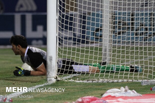 دیدار تیم های فوتبال گل گهر و آلومینیوم اراک
