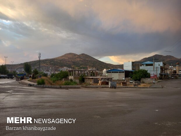 رنگین کمان و باران تابستانی در شهر مرزی بانه