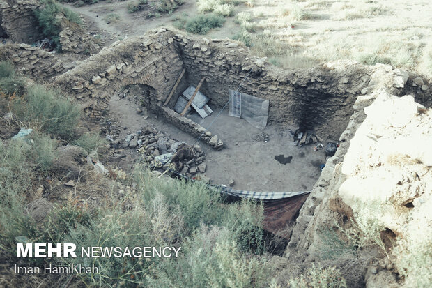 ما هنوز زنده ایم...