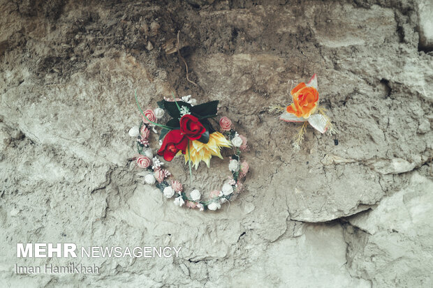 ما هنوز زنده ایم...