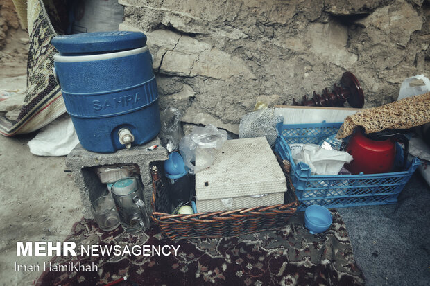 ما هنوز زنده ایم...