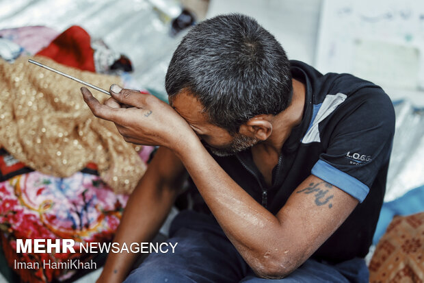 ما هنوز زنده ایم...