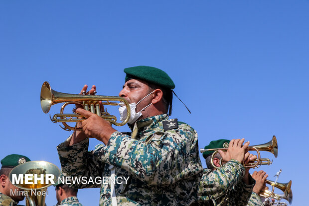 مراسم توديع و معارفه فرمانده تيپ ٢٥ به همراه رزمايش ميدانی