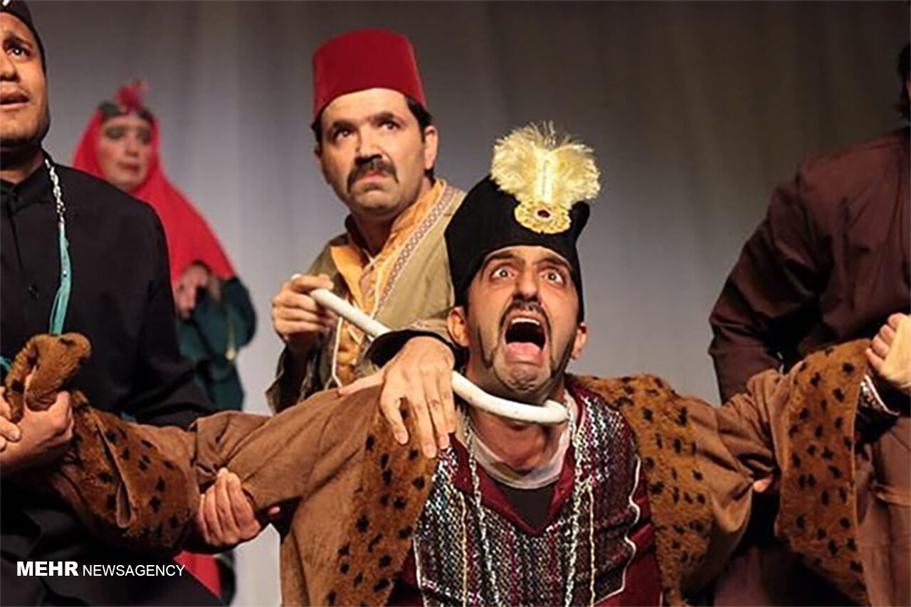 «زن‌پوشی» که توسط ناصرالدین شاه اعدام شد/ «پری» و موفقیت در تئاتر
