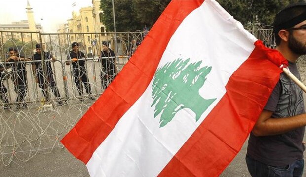 من يحاصر لبنان هم المسؤولون وعلى من يناصرهم إعادة حساباته