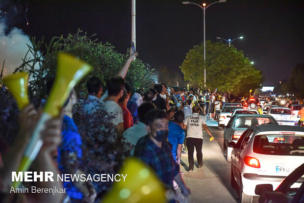 شادی مردم شیراز پس از صعود تیم فجر سپاسی به لیگ برتر
