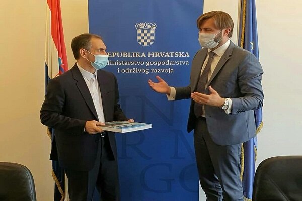 Iran, Croatia review enhancing economic coop.