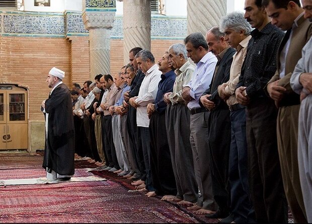 ڕێوڕەسمە نەریتییەکانی جێژنی قوربان لە کوردستان/ قوربانی کردن و یارمەتی هەژاران