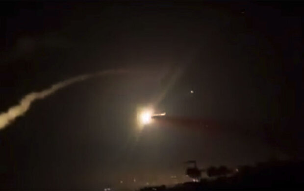 Syria confronts Israeli airstrike near Damascus: Report