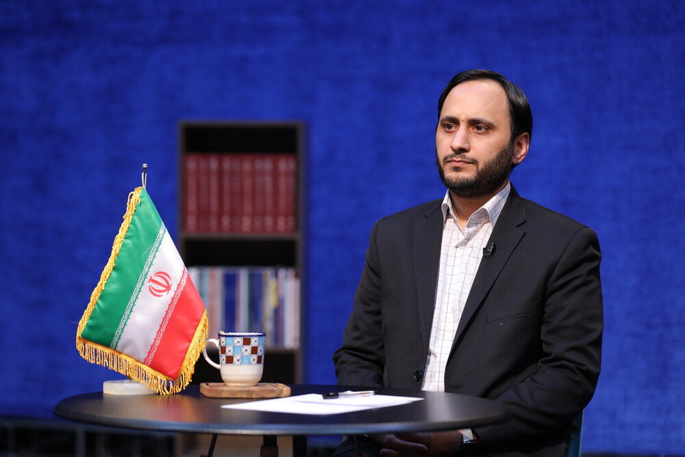 سخنگوی دولت: دیکتاتوری رسانه ای یعنی حذف عکس سردار سلیمانی