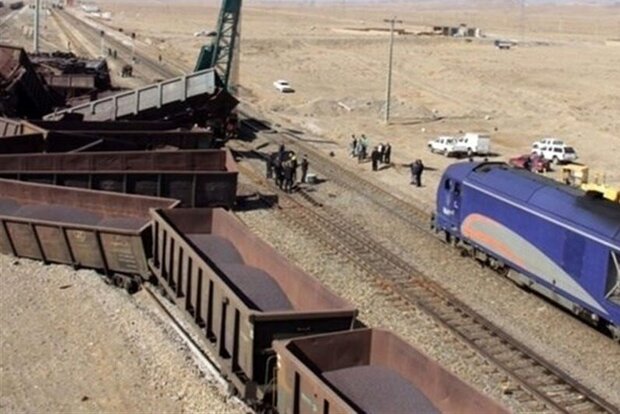 حادثه واژگونی قطار باری در بندرعباس ۲مصدوم و یک فوتی بر جا گذاشت
