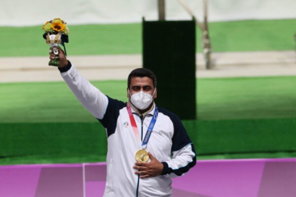 تبریک ربیعی برای کسب مدال طلای المپیک توسط جواد فروغی