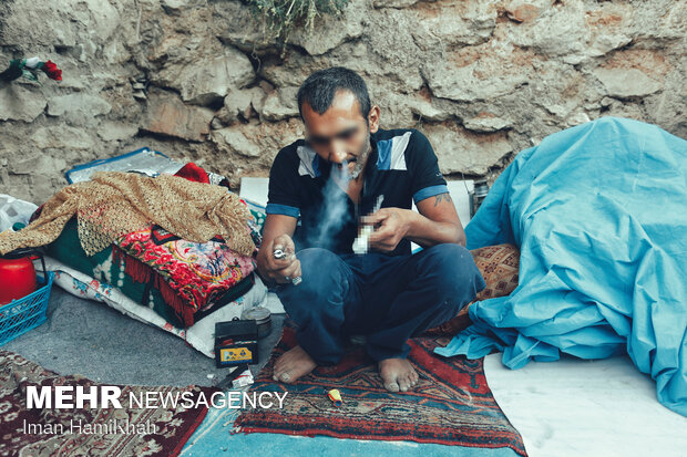 ما هنوز زنده ایم...