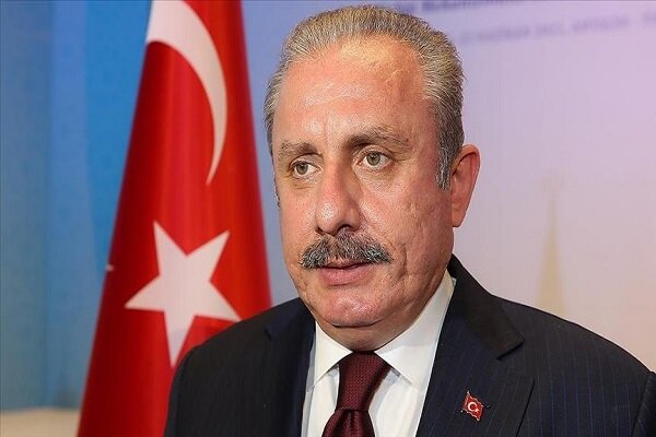 رئیس مجلس ترکیه برای حضور در مراسم تحلیف ریاست‌جمهوری وارد تهران شد
