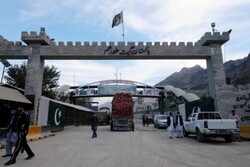 طالبان گذرگاه کلیدی در مرز با پاکستان را بست