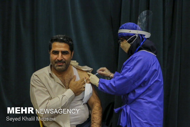 Vaccination of media members in Khuzestan