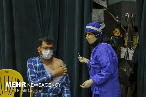 Vaccination of media members in Khuzestan