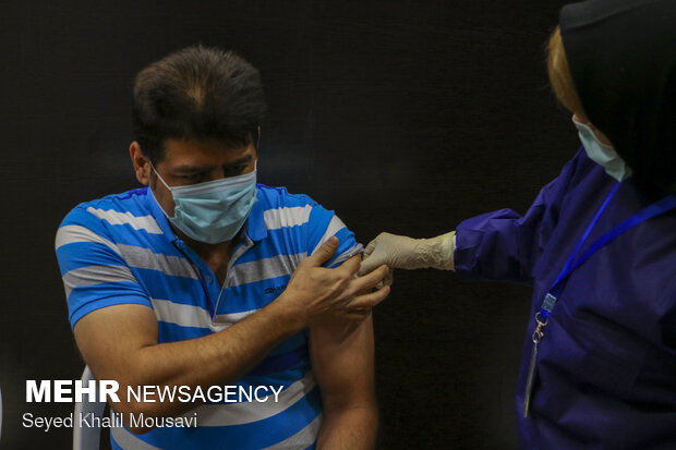 Vaccination of media members in Khuzestan