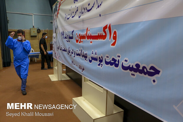 Vaccination of media members in Khuzestan