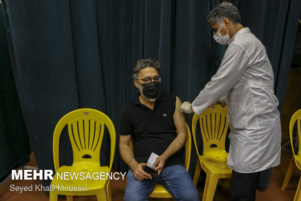 Vaccination of media members in Khuzestan