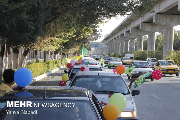 خیابان‌های کرمانشاه میزبان کاروان خودرویی جشن عید غدیرخم