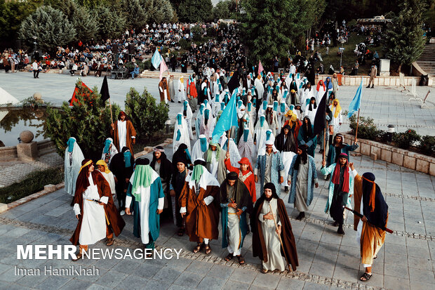 بازسازی واقعه غدیر خم در همدان