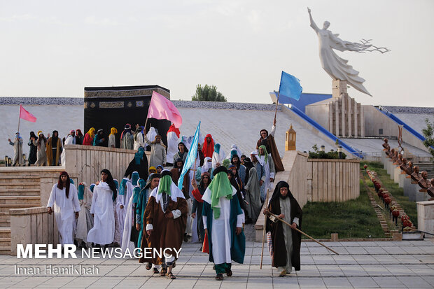 بازسازی واقعه غدیر خم در همدان